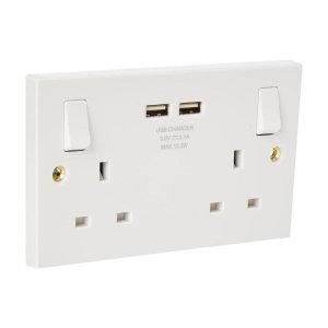 BG 13A Double Socket With 2x USB 3.1A - White (922U3-01) - main image 1