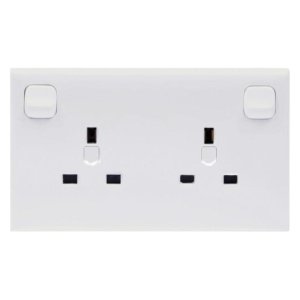 Niglon 1 Gang to 2 Gang Switched Converter Socket - White (CS13D) - main image 1