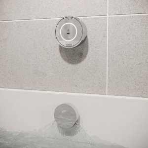 Aqualisa Unity Q Smart Shower Concealed with Bath Fill - Gravity Pumped (UTQ.A2.BTX.23) - main image 2