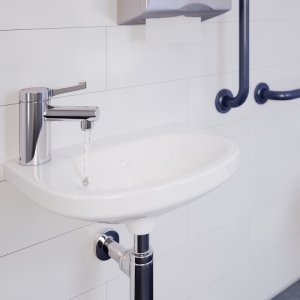 Bristan Solo2 Basin Mixer With Short Lever Tap - Chrome (SOLO2-T3SL) - main image 2