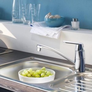 Grohe Eurosmart Cosmopolitan Single Lever Sink Mixer - Chrome (32842000) - main image 2