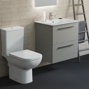 Ideal Standard i.life A toilet seat and cover, slow close (T453101) - main image 2