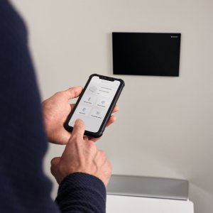 Geberit Sigma80 Electronic Touchless Dual Flush Plate - Mains Operation - Black / Glass (116.090.SG.6) - main image 3