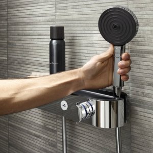 Hansgrohe Pulsify Select S 105 EcoSmart 3jet Relaxation Shower Head - Chrome (24111000) - main image 3